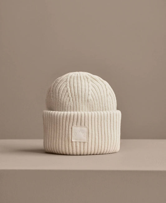 Varley Cresta Ribbed Beanie Hat - Egret - BHI
