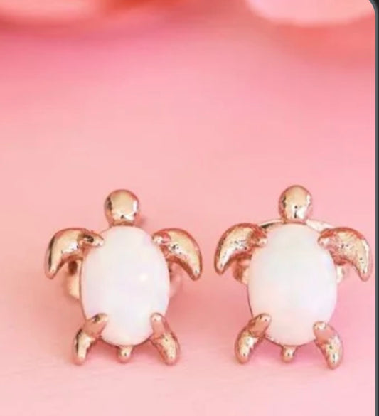 Pura Vida Sea Turtle Stud Earrings - BHI