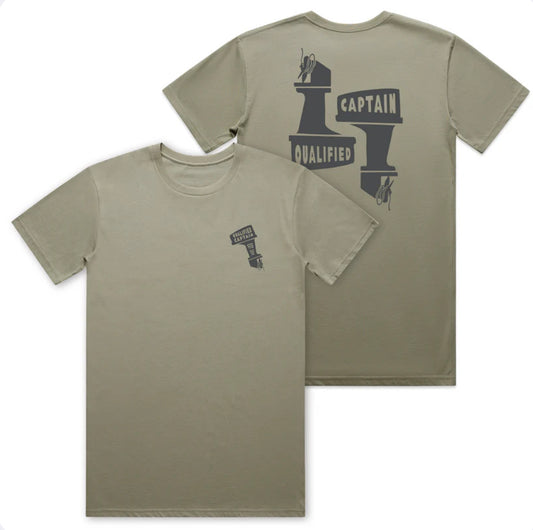 The Qualified Captain - Outboard Tee - BHI