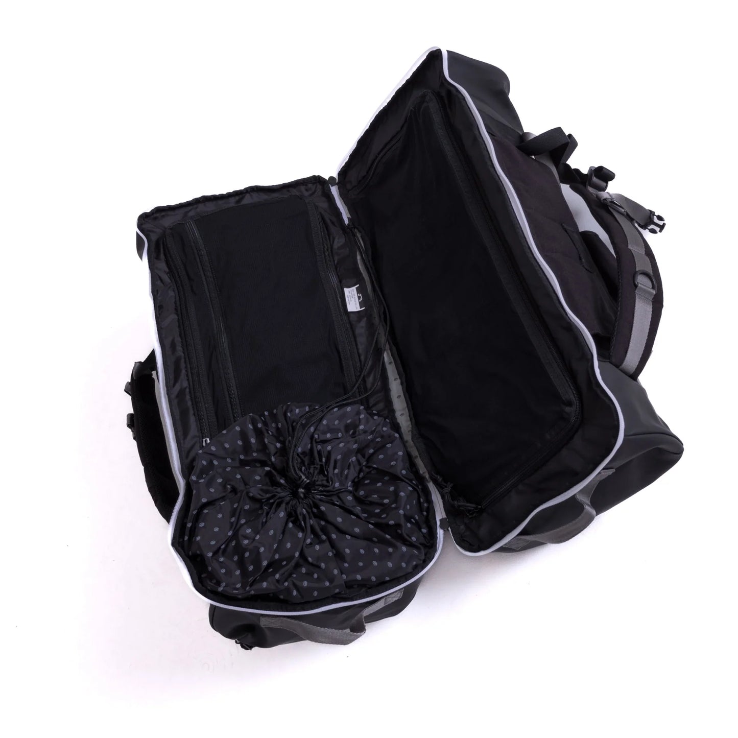 FC Weekender Duffle R - Black- Jones sport co