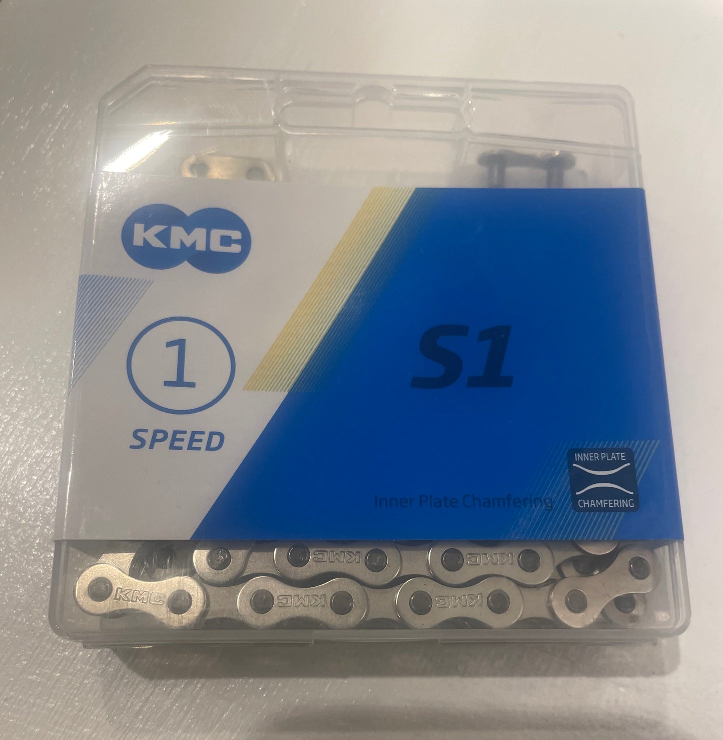 KMC S1 Single Speed Bike Chain - 1/2” x 1/8” - BHI