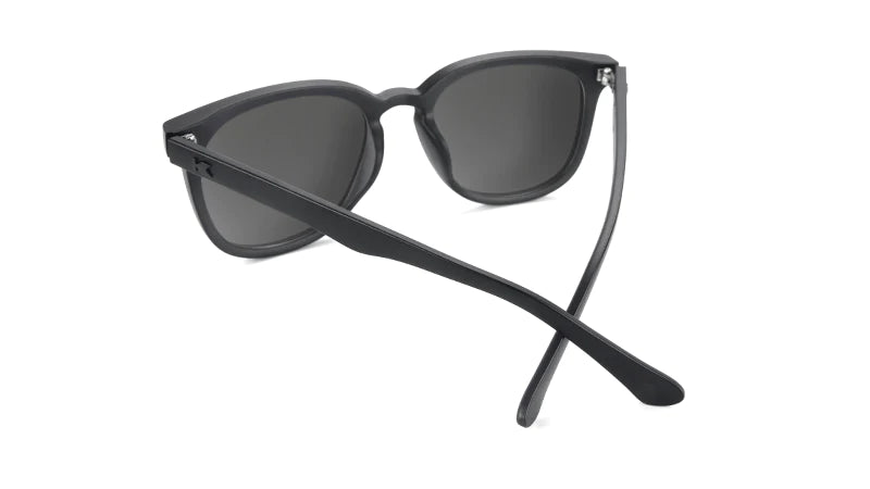 Paso Robles-Black on Black-Knockaround